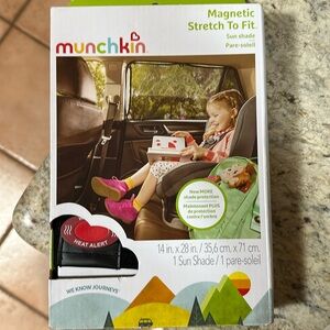 Munchkin sunshade